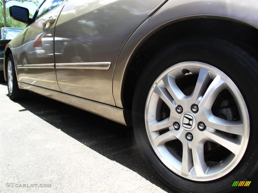 2007 Accord EX Sedan - Desert Mist Metallic / Gray photo #4