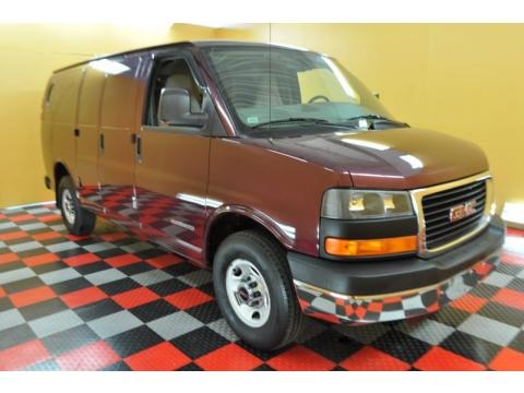 2005 GMC Savana Van 3500 Cargo Data, Info and Specs