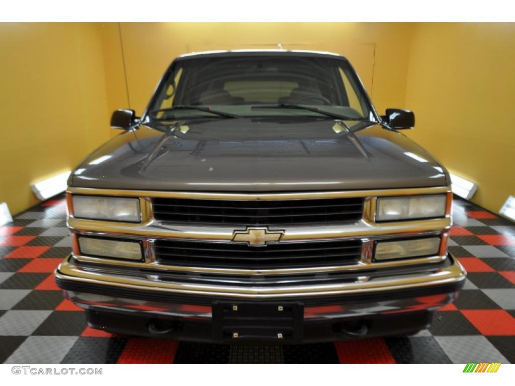 1997 Suburban K1500 LT 4x4 - Medium Beige Mystique Metallic / Neutral photo #2