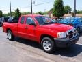 2007 Flame Red Dodge Dakota SXT Club Cab  photo #2