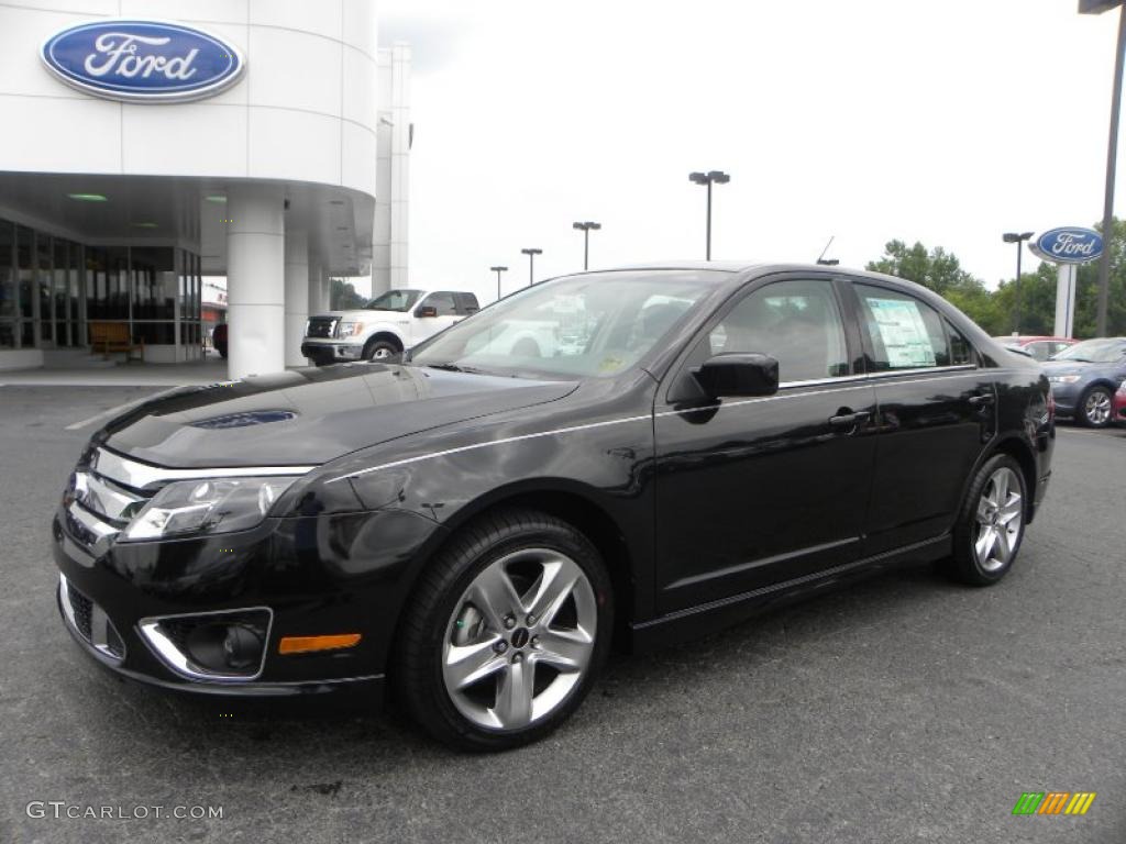 2010 Fusion Sport - Tuxedo Black Metallic / Charcoal Black/Sport Red photo #6