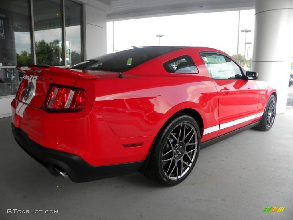2011 Mustang Shelby GT500 SVT Performance Package Coupe - Race Red / Charcoal Black/White photo #3
