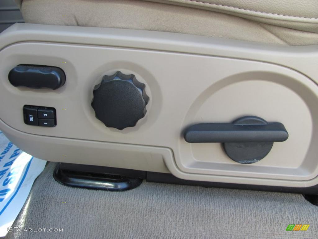 2007 F150 Lariat SuperCab 4x4 - Redfire Metallic / Tan photo #21