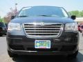 2008 Brilliant Black Crystal Pearlcoat Chrysler Town & Country LX  photo #10