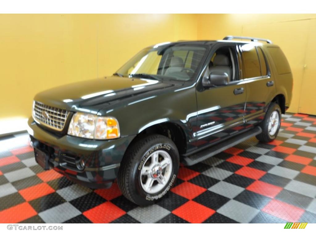 2004 Explorer XLT 4x4 - Aspen Green Metallic / Graphite photo #3