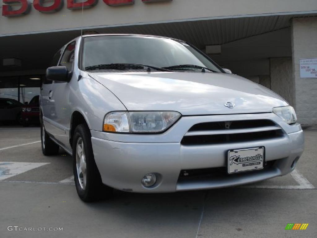 2002 Quest SE - Quicksilver Metallic / Slate photo #1