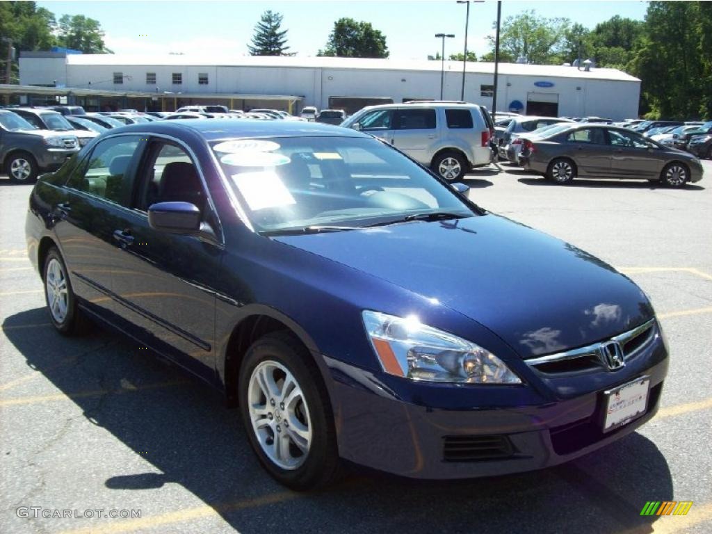 2007 Accord SE Sedan - Royal Blue Pearl / Gray photo #1