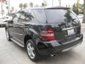 Black - ML 350 4Matic Photo No. 7