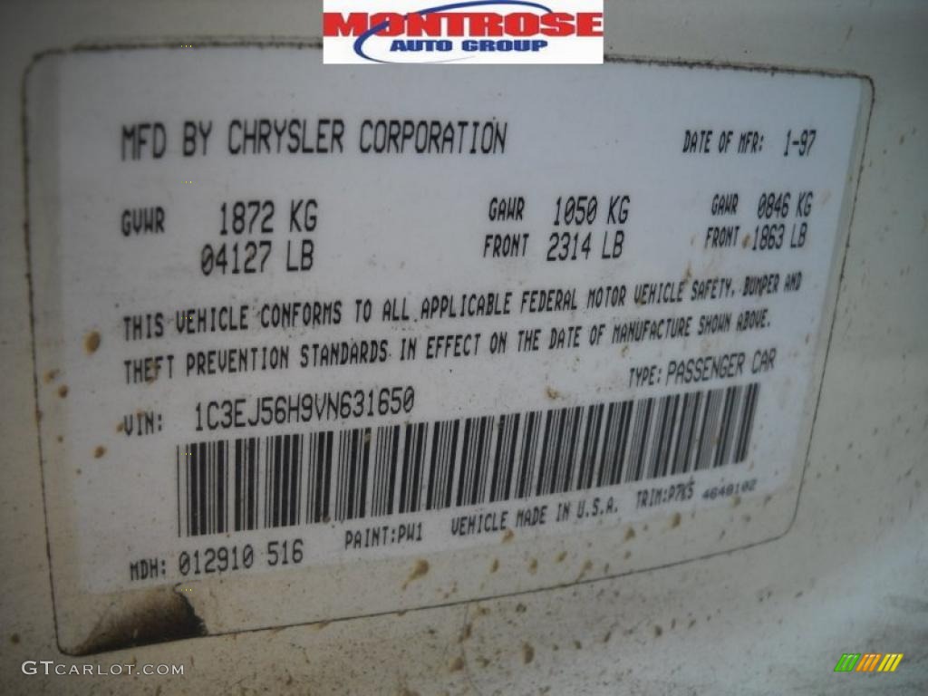1997 Cirrus LX - Stone White / Beige photo #11