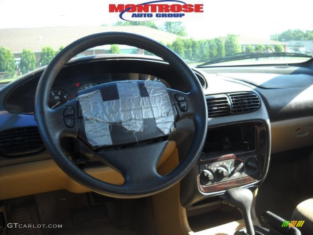 1997 Cirrus LX - Stone White / Beige photo #13