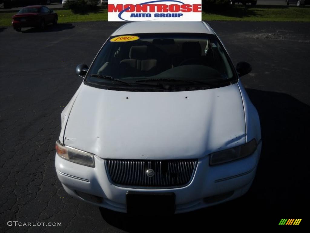 1997 Cirrus LX - Stone White / Beige photo #19