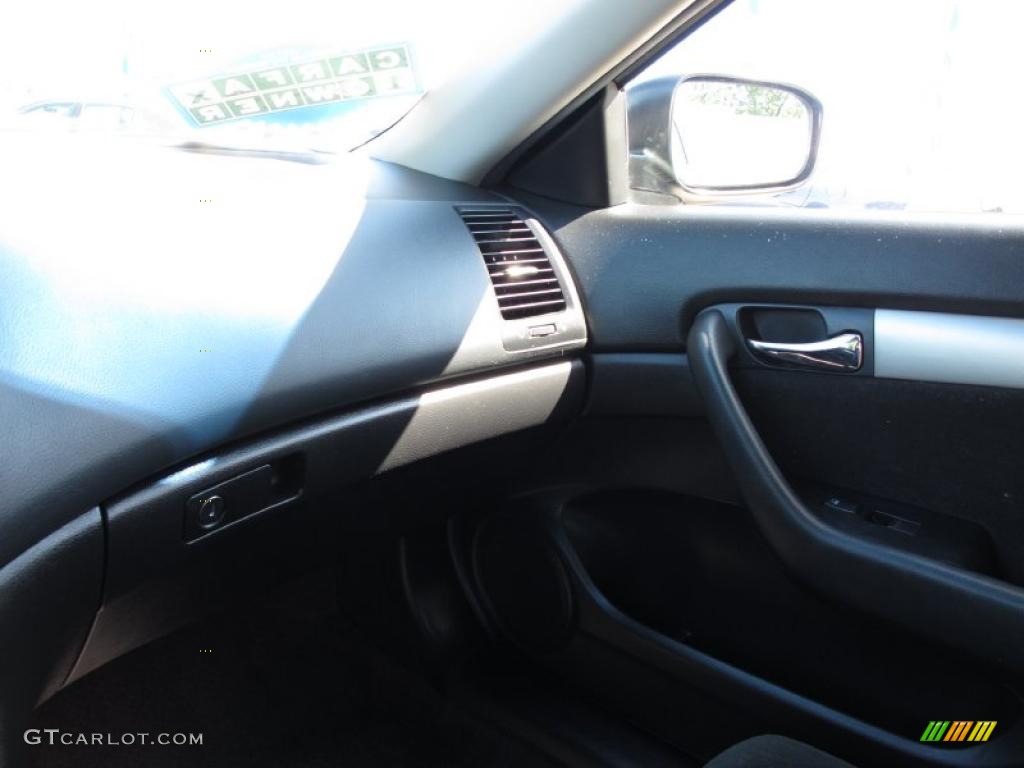 2006 Accord LX V6 Coupe - Nighthawk Black Pearl / Black photo #21