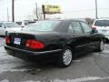 Black - E 320 Sedan Photo No. 3