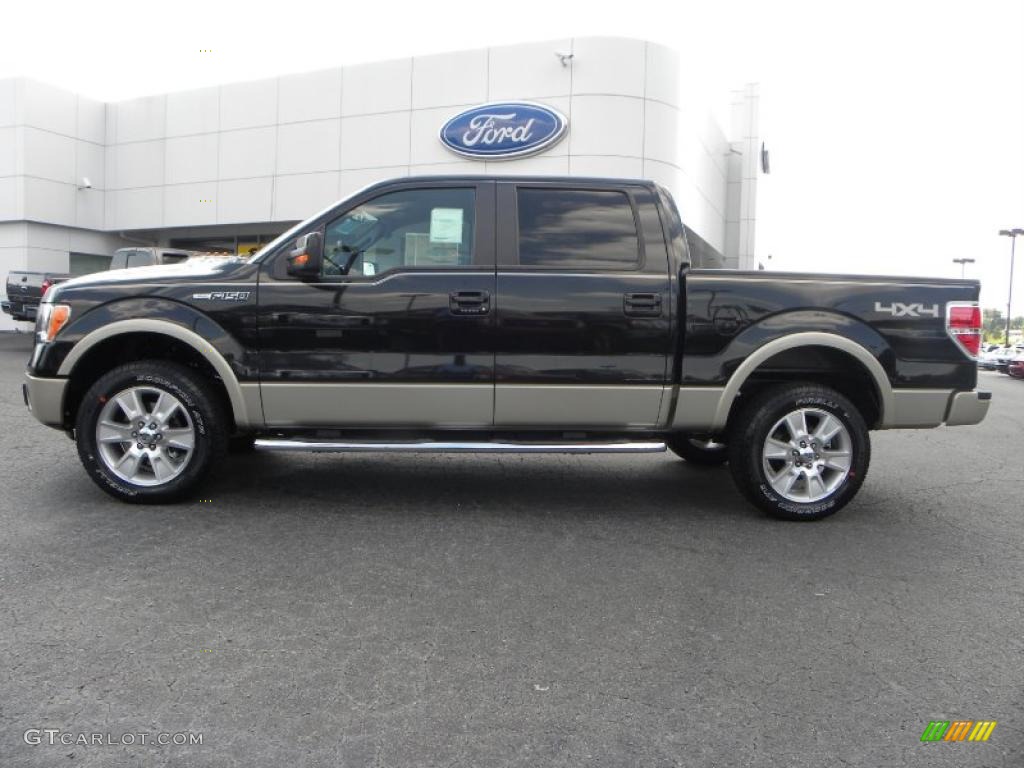 2010 F150 Lariat SuperCrew 4x4 - Tuxedo Black / Black photo #5