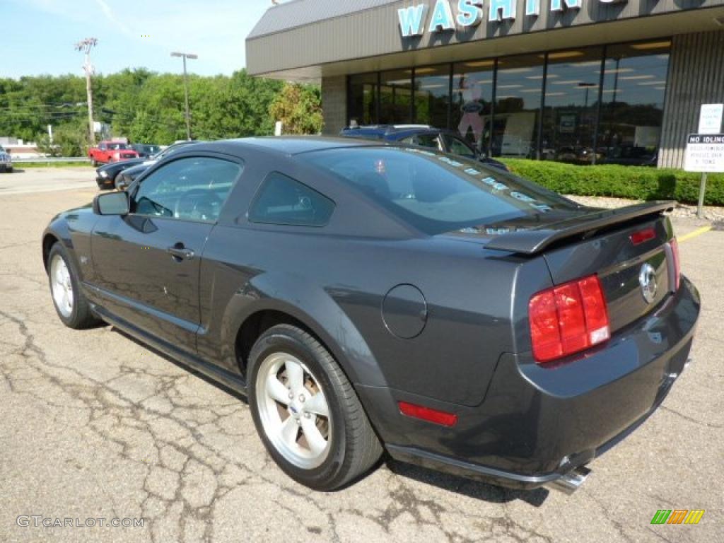 2007 Mustang GT Premium Coupe - Alloy Metallic / Charcoal photo #2