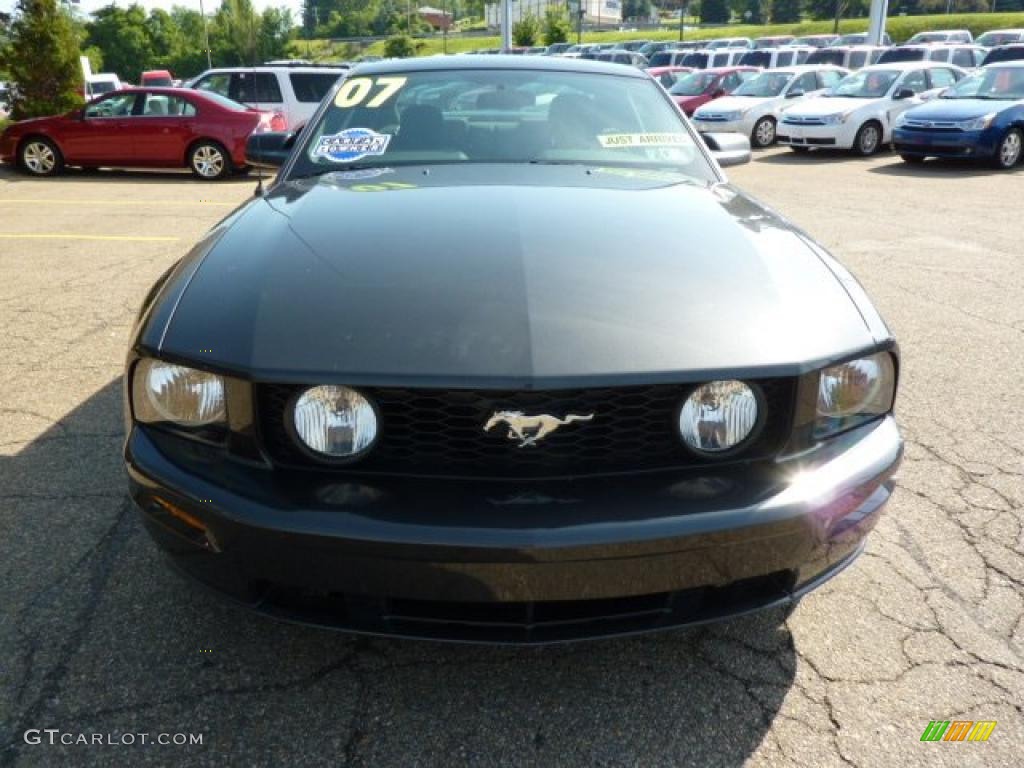 2007 Mustang GT Premium Coupe - Alloy Metallic / Charcoal photo #7