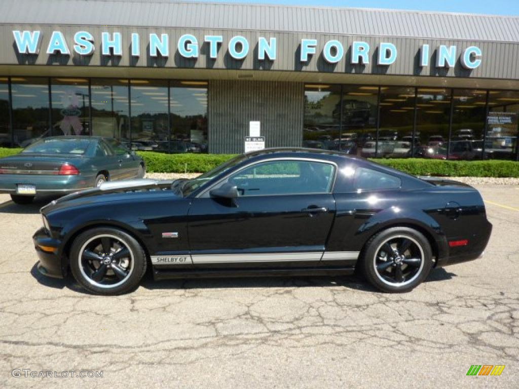 2007 Mustang Shelby GT Coupe - Black / Dark Charcoal photo #1