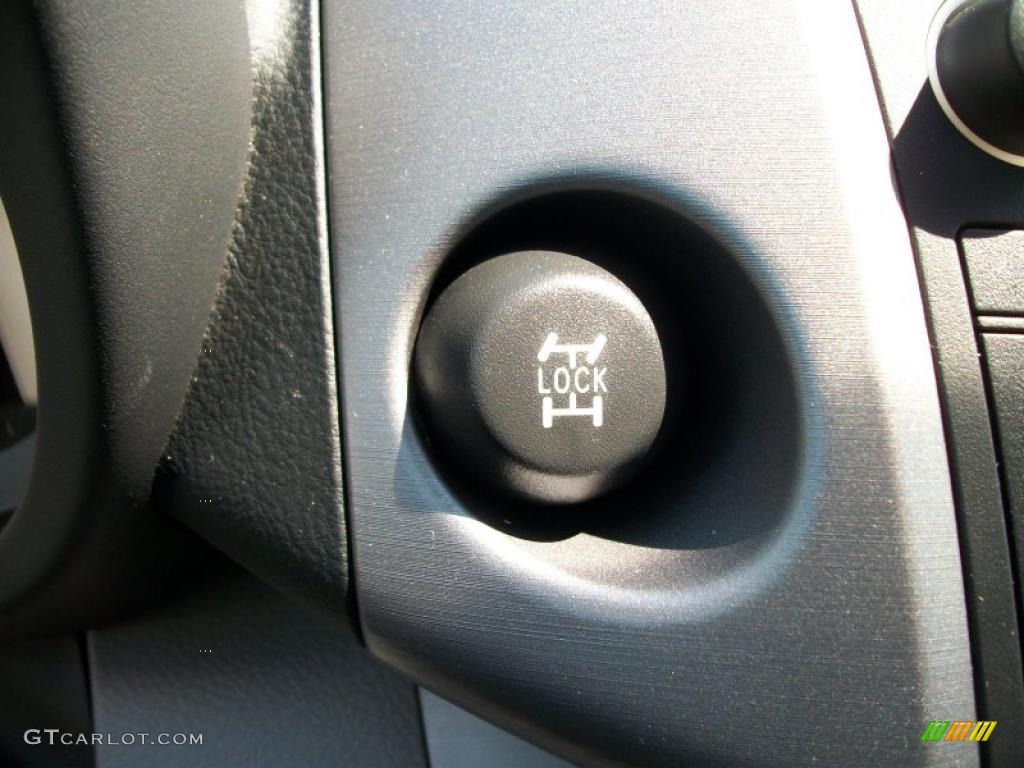 2007 RAV4 4WD - Classic Silver Metallic / Ash Gray photo #33