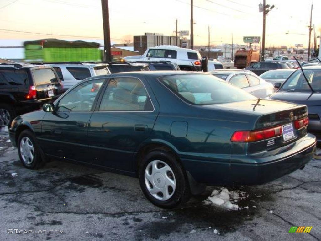 1998 Camry LE V6 - Dark Green Metallic / Oak photo #5