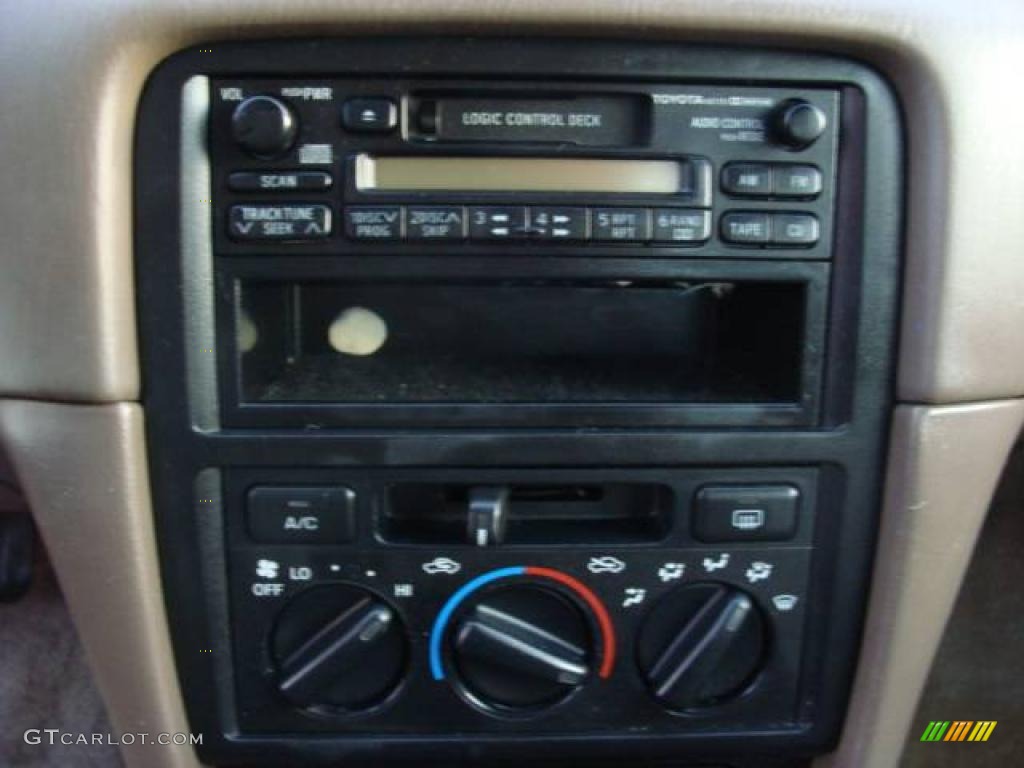 1998 Camry LE V6 - Dark Green Metallic / Oak photo #11