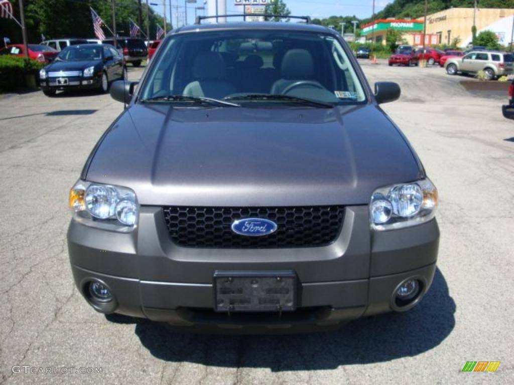 2006 Escape XLT V6 4WD - Dark Shadow Grey Metallic / Medium/Dark Flint photo #6