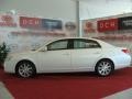 Blizzard White Pearl - Avalon Limited Photo No. 5
