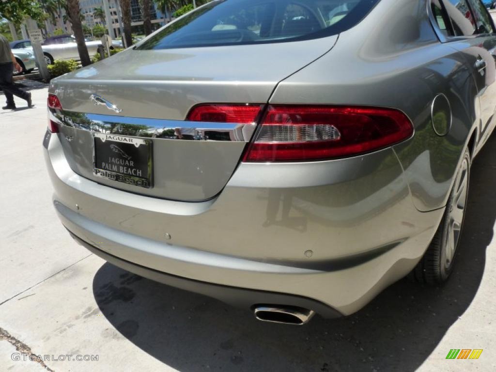 2010 XF Sport Sedan - Cashmere Gold Metallic / Barley photo #7