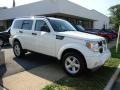 Stone White - Nitro SXT 4x4 Photo No. 6