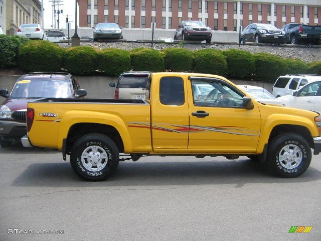 2006 Canyon SLE Extended Cab 4x4 - Flame Yellow / Dark Pewter photo #7