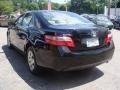 Black - Camry LE Photo No. 5