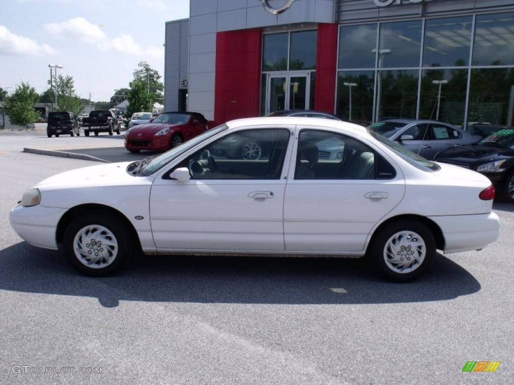 1998 Contour SE - Vibrant White / Medium Parchment photo #2