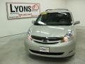 2007 Silver Shadow Pearl Toyota Sienna XLE  photo #27