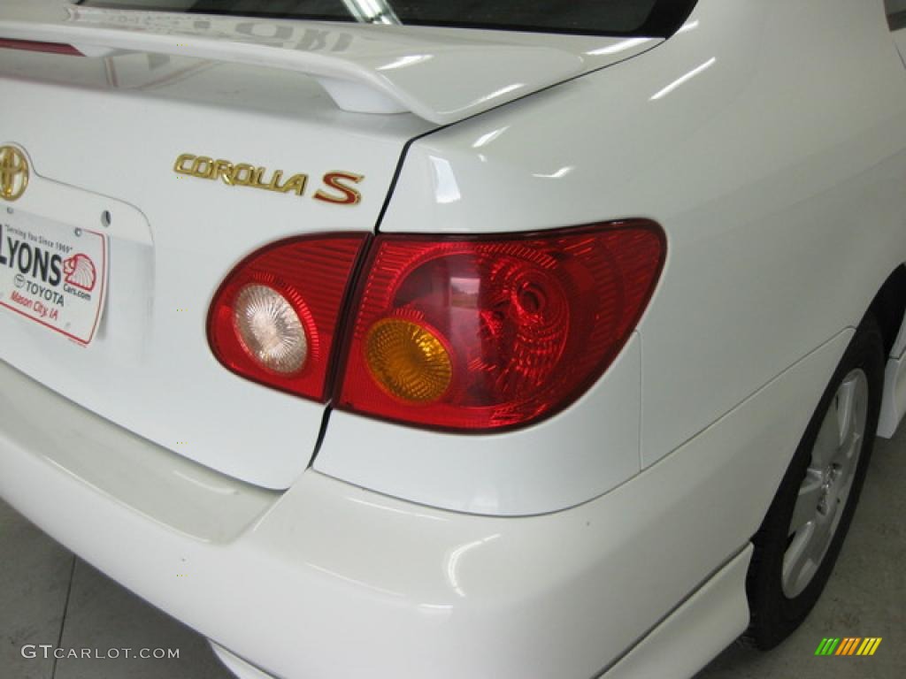 2003 Corolla S - Super White / Black photo #8
