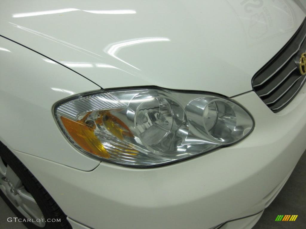 2003 Corolla S - Super White / Black photo #13