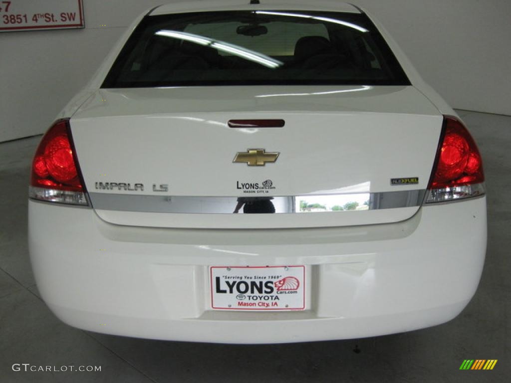 2007 Impala LS - White / Gray photo #10