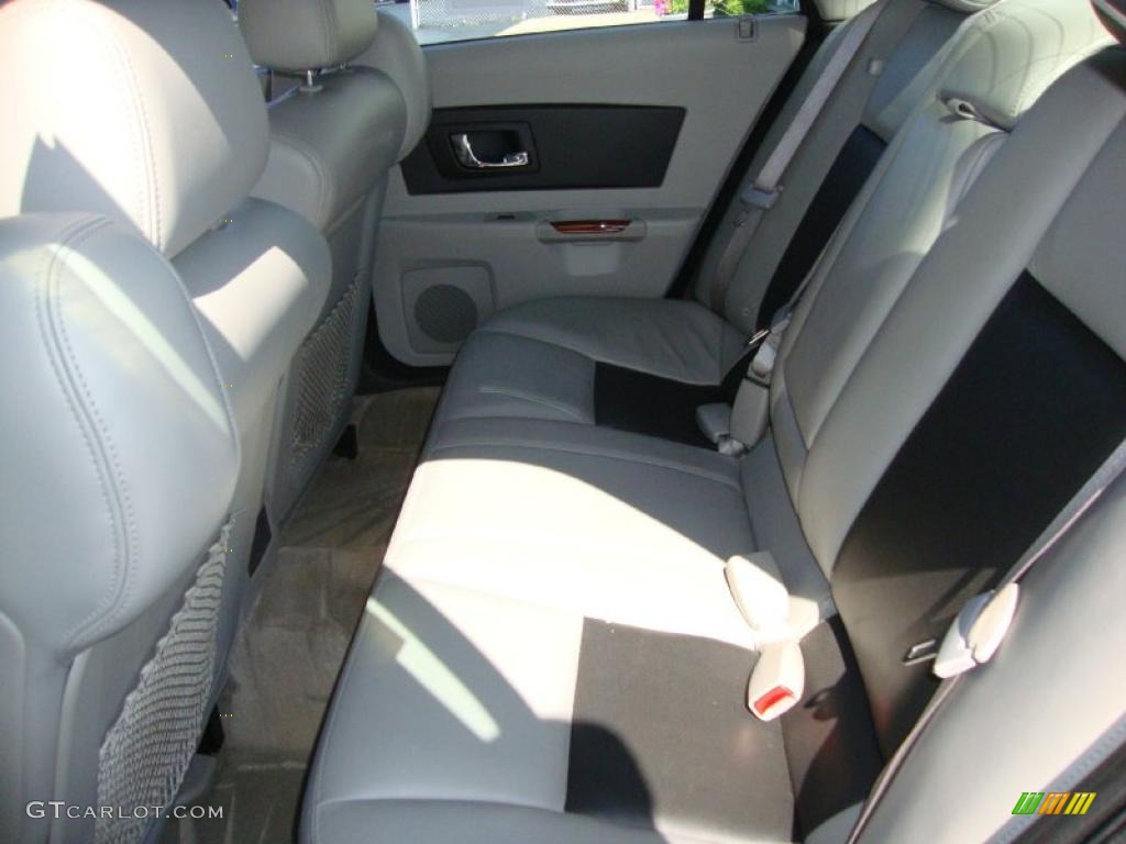 2004 CTS Sedan - Silver Smoke / Light Gray/Ebony photo #10