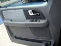 Black Clearcoat - Expedition XLT 4x4 Photo No. 25