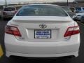 Super White - Camry SE Photo No. 4