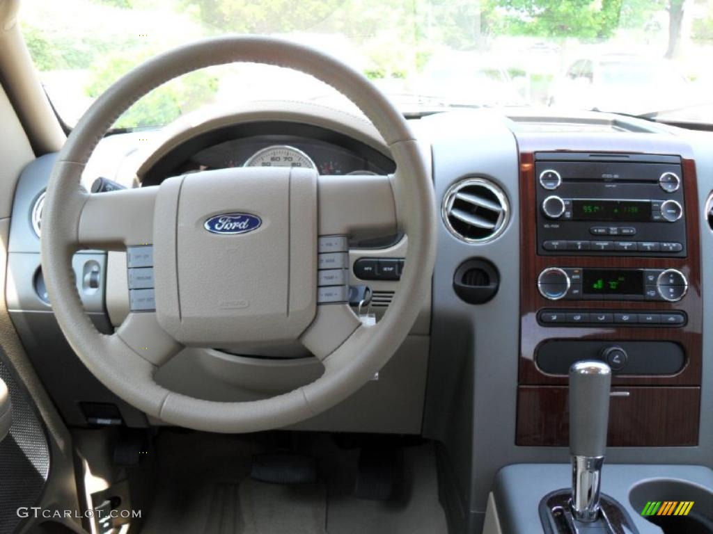 2008 F150 Lariat SuperCrew - Dark Blue Pearl Metallic / Tan photo #16