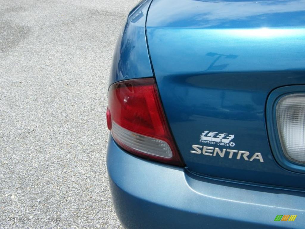 2003 Sentra GXE - Vibrant Blue Metallic / Stone Gray photo #9
