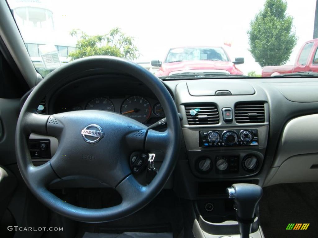 2003 Sentra GXE - Vibrant Blue Metallic / Stone Gray photo #16