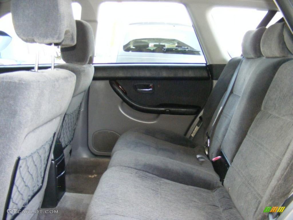 2001 Outback Wagon - Deep Sapphire Metallic / Gray photo #16