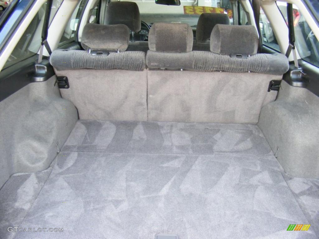 2001 Outback Wagon - Deep Sapphire Metallic / Gray photo #18