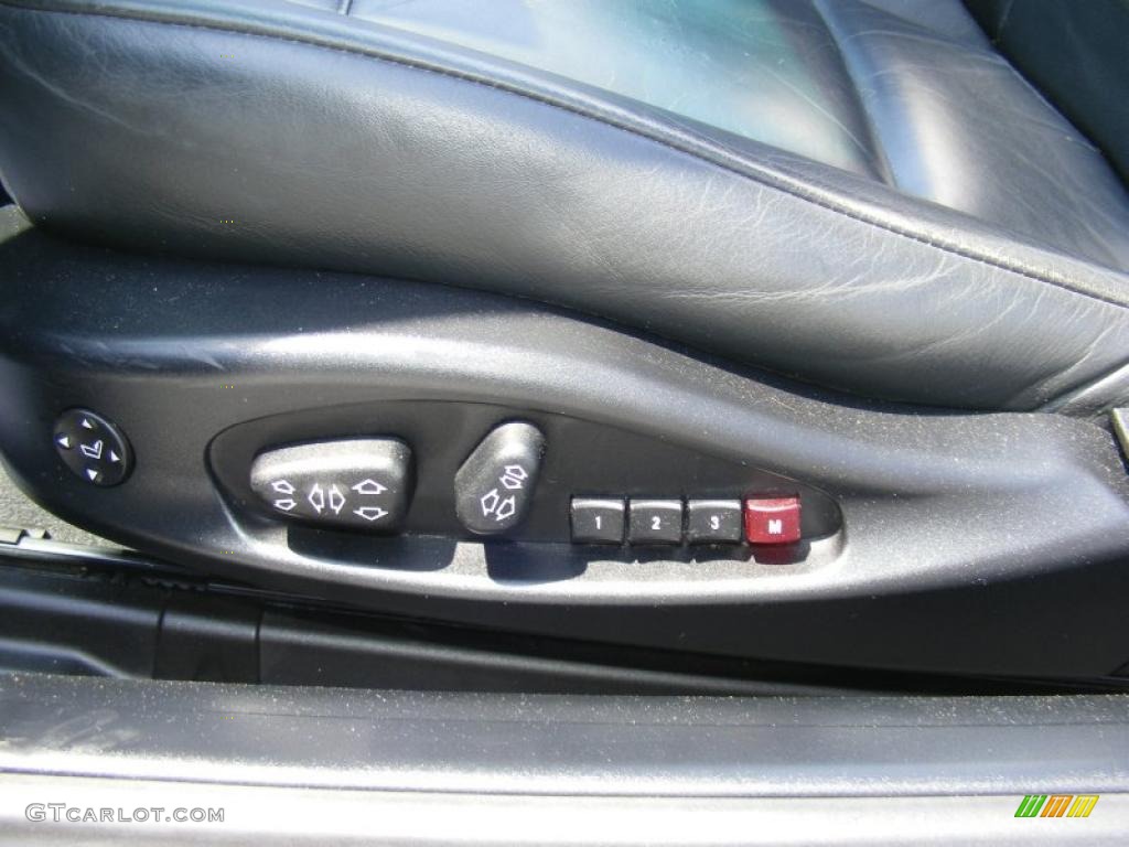 2004 3 Series 330i Convertible - Silver Grey Metallic / Black photo #28