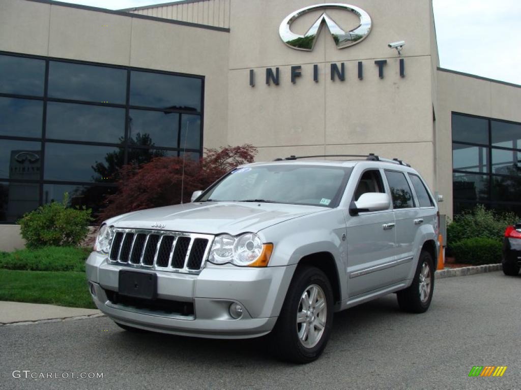 2008 Grand Cherokee Overland 4x4 - Bright Silver Metallic / Dark Khaki/Light Graystone photo #1