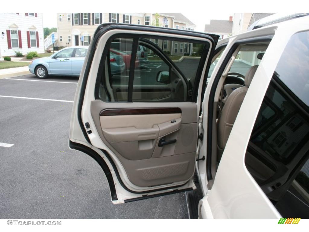 2005 Explorer Limited 4x4 - Ivory Parchment Tri Coat / Medium Parchment photo #13