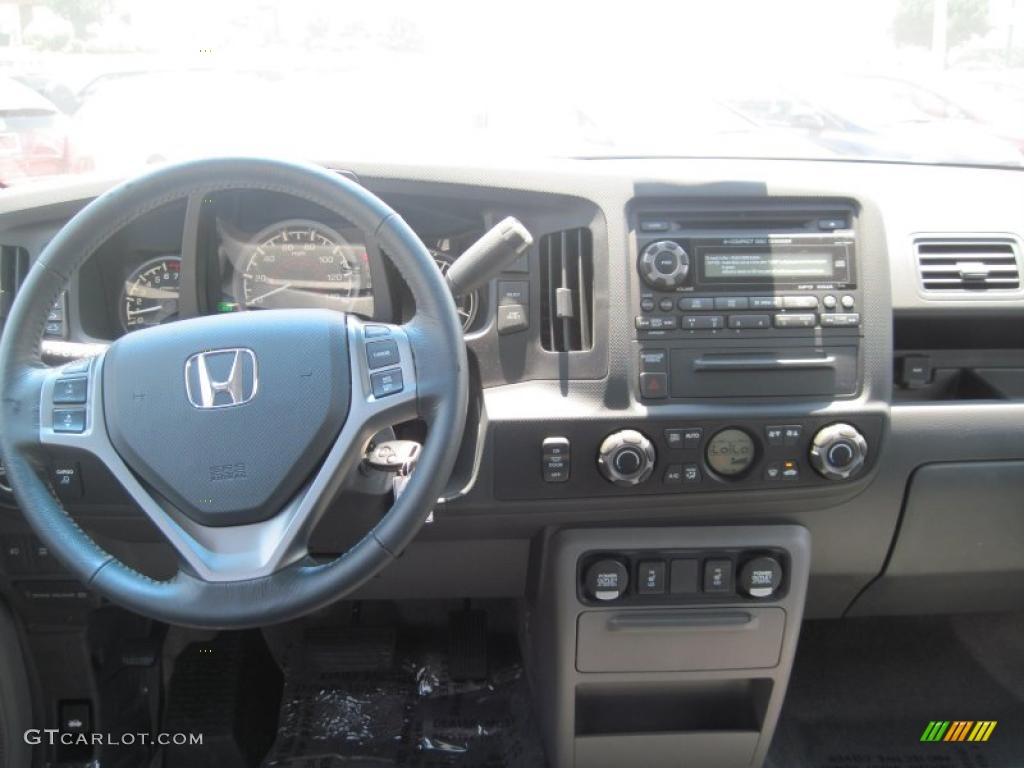 2010 Ridgeline RTL - White / Gray photo #5