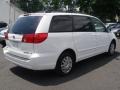 2009 Super White Toyota Sienna LE  photo #5