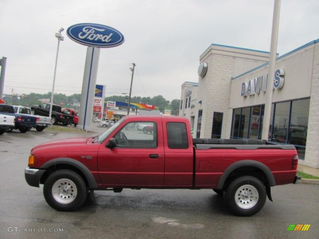 2001 Ranger XLT SuperCab 4x4 - Toreador Red Metallic / Dark Graphite photo #2