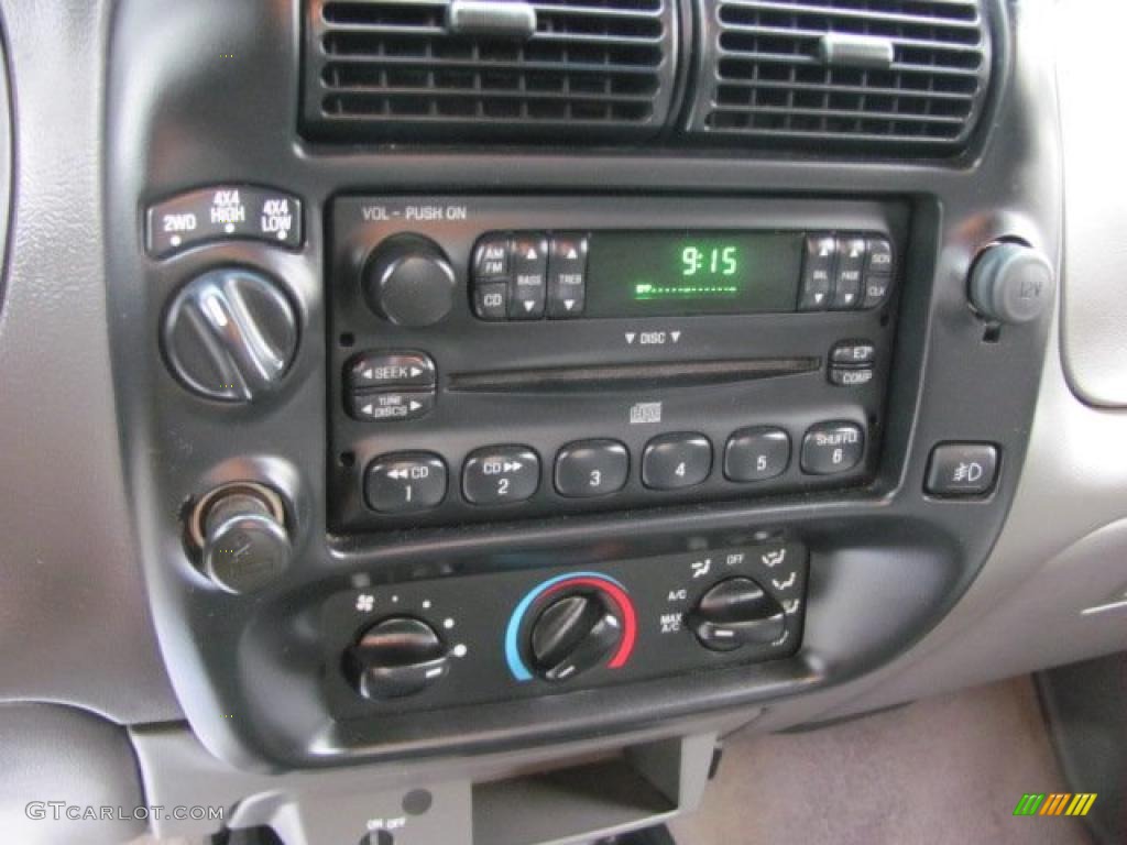 2001 Ranger XLT SuperCab 4x4 - Toreador Red Metallic / Dark Graphite photo #11